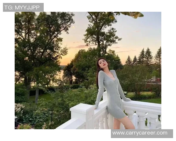 热火忠诚美人球迷！本赛季跟随主队坐场边vip 社媒常常晒性感美照